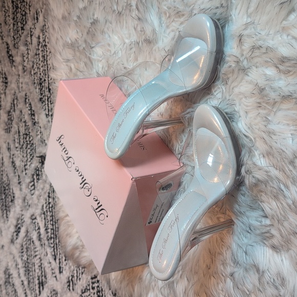 The Shoe Fairy Strappy Olympians Size 9 - Picture 3 of 11